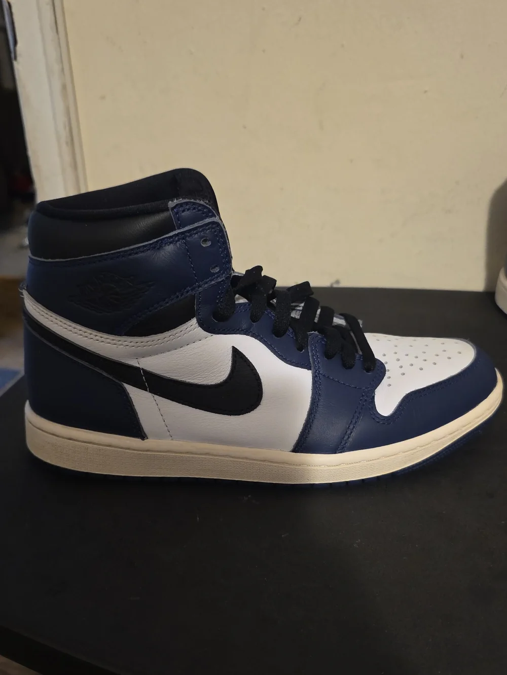 FOR SALE AIR JORDAN 1 RETRO HIGH OG 